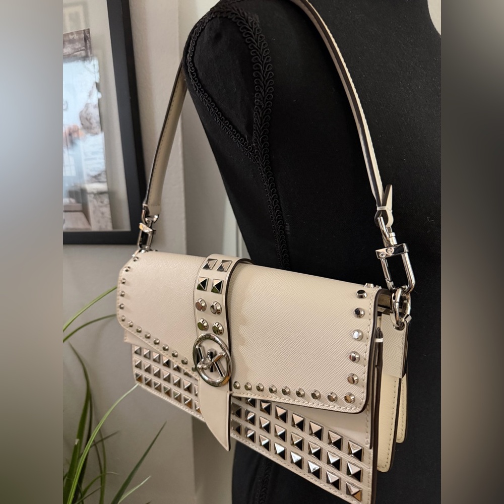 Michael Kors Greenwich Shoulder Bag - Picture 13 of 14